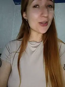LeonaFox online show from May 19, 2026, 4:47 pm