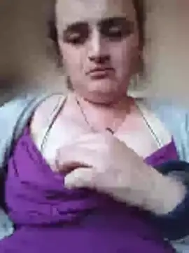 AnabelBexley online show from May 17, 2026, 4:07 pm