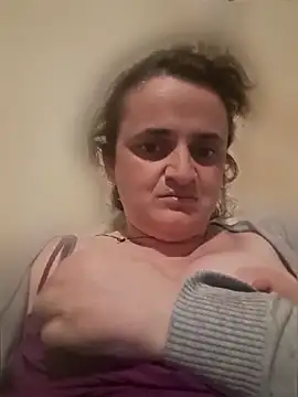 AnabelBexley online show from May 5, 2026, 6:44 pm