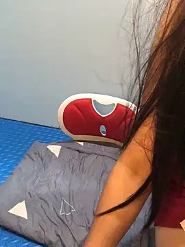 Zoe X1 online show from April 9, 2026, 5:20 am