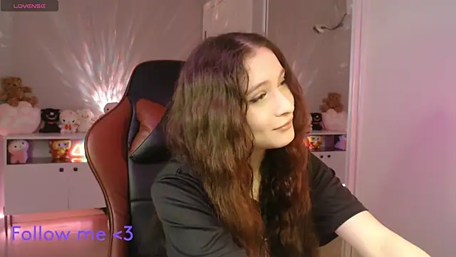 Snapshot of solitudebby chatting on April 11, 2026, 8:01 pm solitudebby online show from April 11, 2026, 8:01 pm