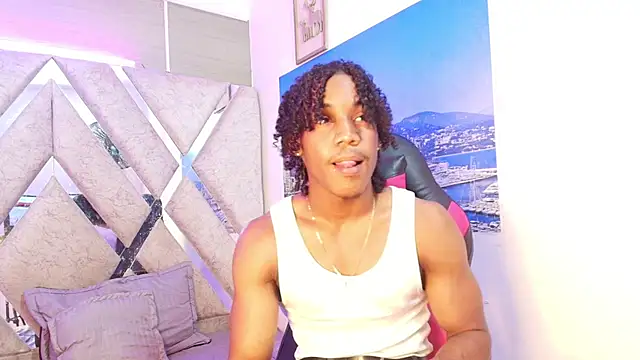 axel silva4 online show from May 13, 2026, 7:43 pm