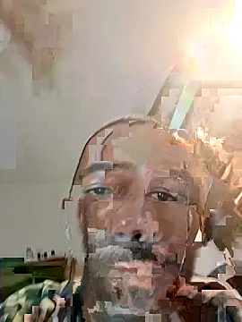 Snapshot of Willybigcock1981 chatting on April 8, 2026, 5:58 pm Willybigcock1981 online show from April 8, 2026, 5:58 pm