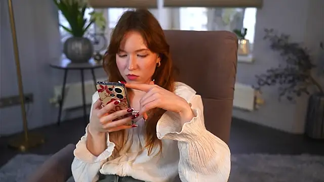 AvisKaplin online show from April 7, 2026, 1:13 pm