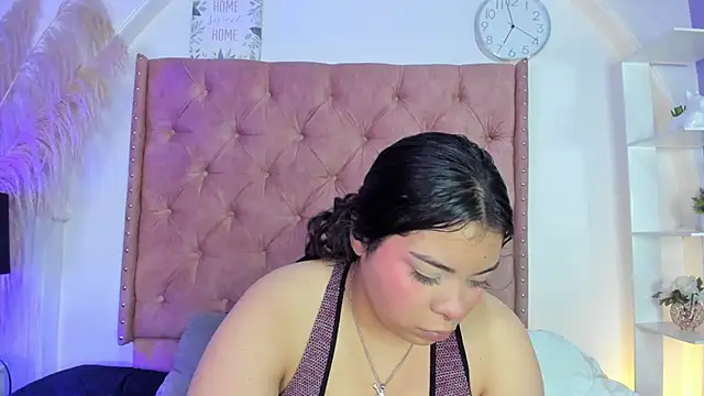 ROSELEI  online show from June 15, 2026, 9:20 am
