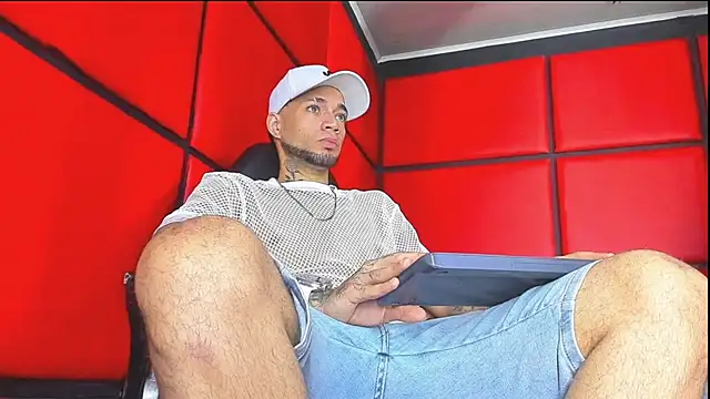 Daniel huge22 online show from May 1, 2026, 2:22 pm