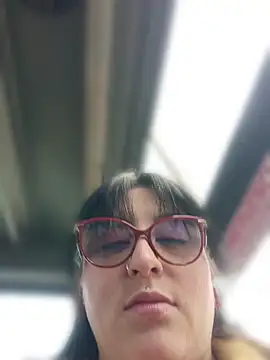 bunny sx online show from April 10, 2026, 5:09 pm