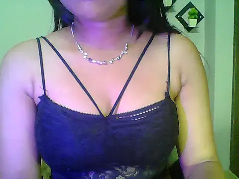Saxy Mony002 online show from August 4, 2026, 3:49 pm