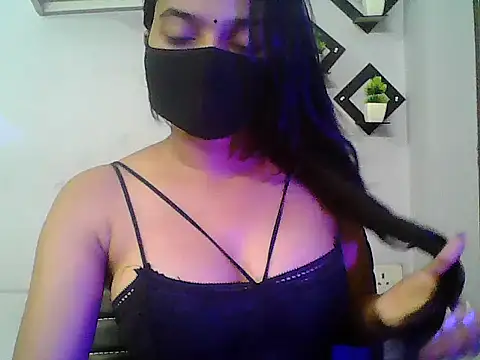 Saxy Mony002 online show from June 27, 2026, 1:00 am