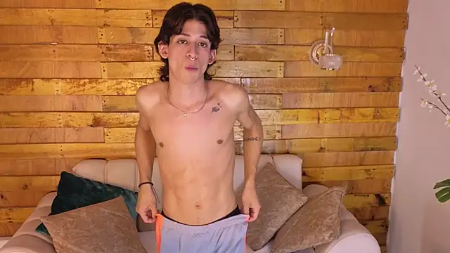 Snapshot of jack_shine chatting on April 8, 2026, 4:14 am jack shine online show from April 8, 2026, 4:14 am