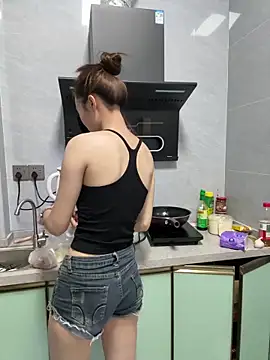Mimiluv1234 online show from April 28, 2026, 11:03 am