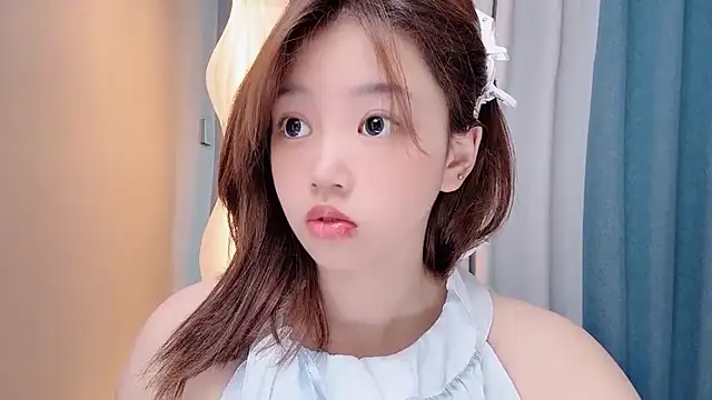 Lilababy00 online show from June 19, 2026, 1:44 am