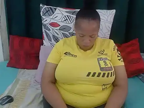 CaramelMelons78 online show from April 18, 2026, 1:46 pm