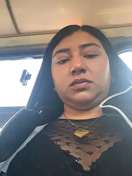 mariana-0306 online show from May 8, 2026, 4:11 pm
