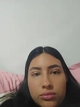 VioletRousee online show from July 6, 2026, 7:27 pm