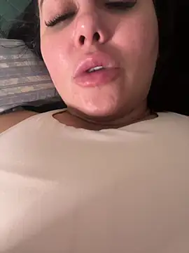 MistressDakotaa online show from April 13, 2026, 1:42 am