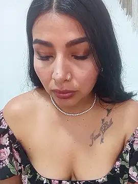 Snapshot of Antonella-corruso chatting on May 29, 2026, 1:55 am Antonella-corruso online show from May 29, 2026, 1:55 am