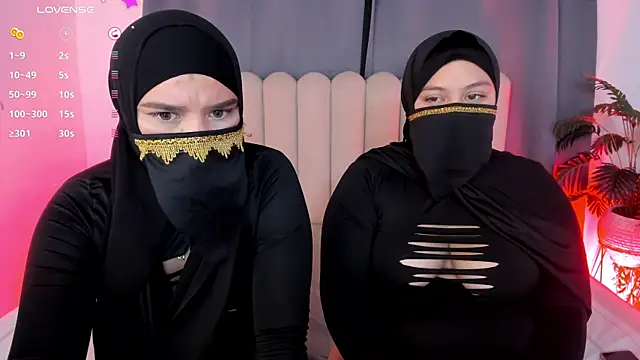 aziza dalila02 online show from April 12, 2026, 3:32 am