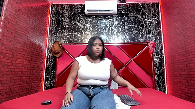 Luu Adams online show from May 10, 2026, 7:16 pm