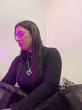 Snapshot of cherryxxox chatting on April 29, 2026, 1:32 am cherryxxox online show from April 29, 2026, 1:32 am