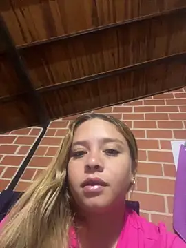 jade06  online show from June 2, 2026, 4:29 pm