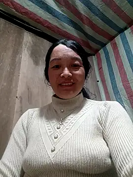 vanlucky2 online show from April 26, 2026, 4:32 am