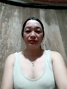 vanlucky2 online show from May 19, 2026, 11:12 pm