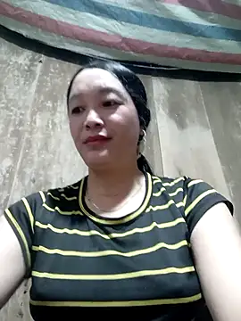 vanlucky2 online show from May 12, 2026, 1:13 am