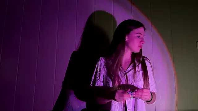 BambiBlush online show from April 8, 2026, 5:14 pm