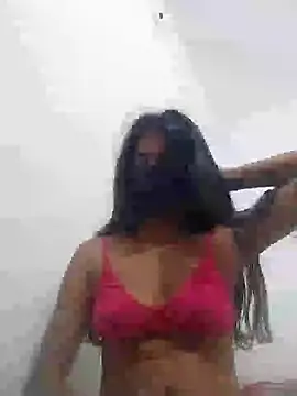 Snapshot of Shaniya03 chatting on May 3, 2026, 8:41 am Shaniya03 online show from May 3, 2026, 8:41 am