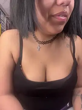 Snapshot of babypixxie chatting on May 8, 2026, 10:46 pm babypixxie online show from May 8, 2026, 10:46 pm