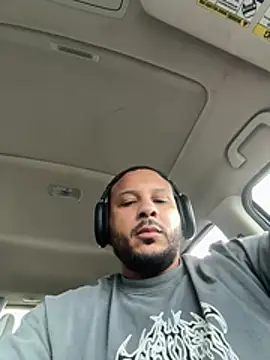 letsgetit30 online show from April 17, 2026, 3:04 pm