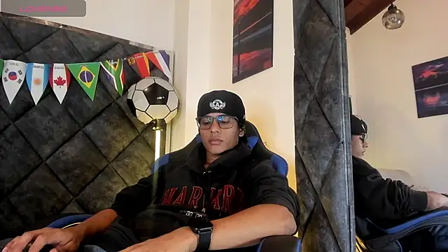LiamKron online show from June 27, 2026, 12:22 pm