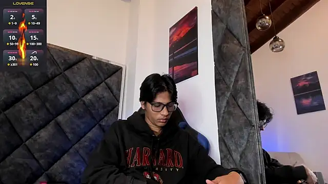 LiamKron online show from June 14, 2026, 11:33 am