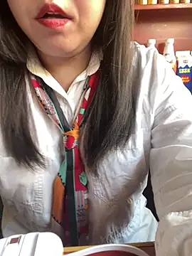 yhan1314 online show from April 18, 2026, 1:30 am