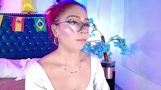 Snapshot of Amelie_adams chatting on July 11, 2026, 11:10 am Amelie adams online show from July 11, 2026, 11:10 am