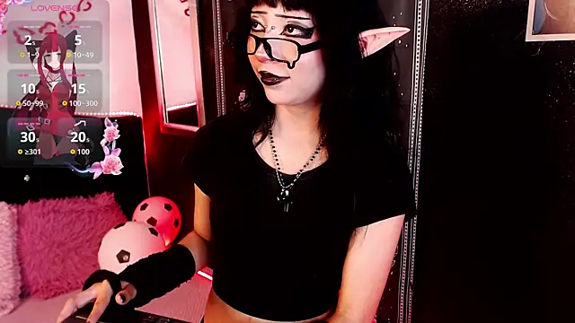 Snapshot of KiomyVamp chatting on June 23, 2026, 4:05 pm KiomyVamp online show from June 23, 2026, 4:05 pm