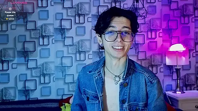Twink Sebas7 online show from May 6, 2026, 12:09 pm