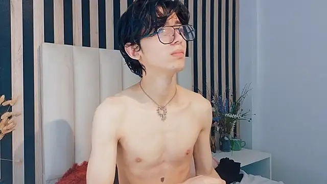 Twink Sebas7 online show from May 10, 2026, 12:09 pm