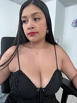 Simplemente Aurora online show from June 12, 2026, 9:34 pm