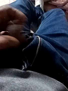 Alex547gj online show from April 9, 2026, 12:01 am