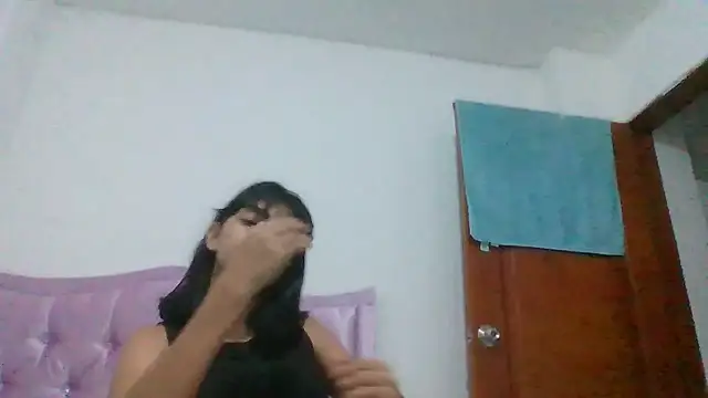 Snapshot of xoxo_anny chatting on July 3, 2026, 9:10 pm xoxo anny online show from July 3, 2026, 9:10 pm
