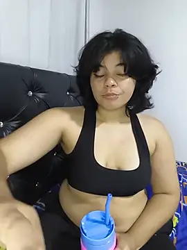 Jenna Greyy  online show from July 9, 2026, 2:01 am