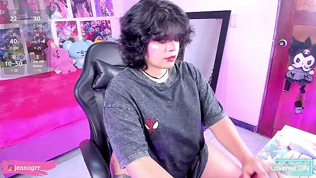 Jenna Greyy  online show from June 11, 2026, 6:38 pm