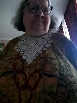 Snapshot of MartaMia68 chatting on June 25, 2026, 5:12 am MartaMia68 online show from June 25, 2026, 5:12 am