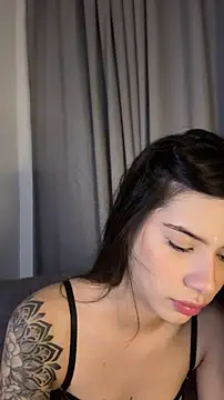Giiasteele online show from June 11, 2026, 11:24 pm