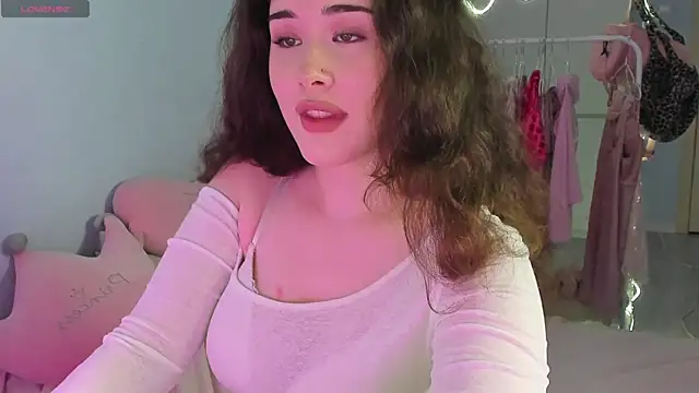 ChloeBlisss online show from July 11, 2026, 8:36 am