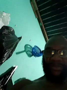 goodloveboss online show from April 14, 2026, 2:38 am