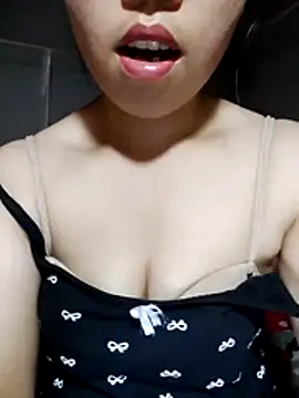 Lucy168 online show from April 18, 2026, 6:16 am