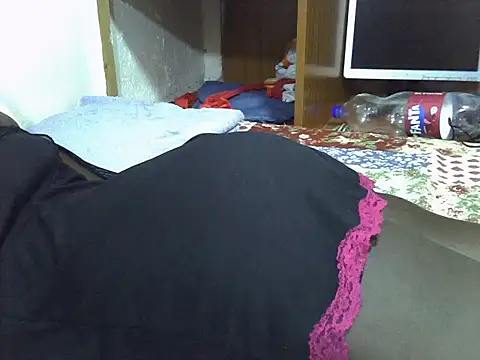 Snapshot of Sexyveretia chatting on April 13, 2026, 4:44 pm Sexyveretia online show from April 13, 2026, 4:44 pm